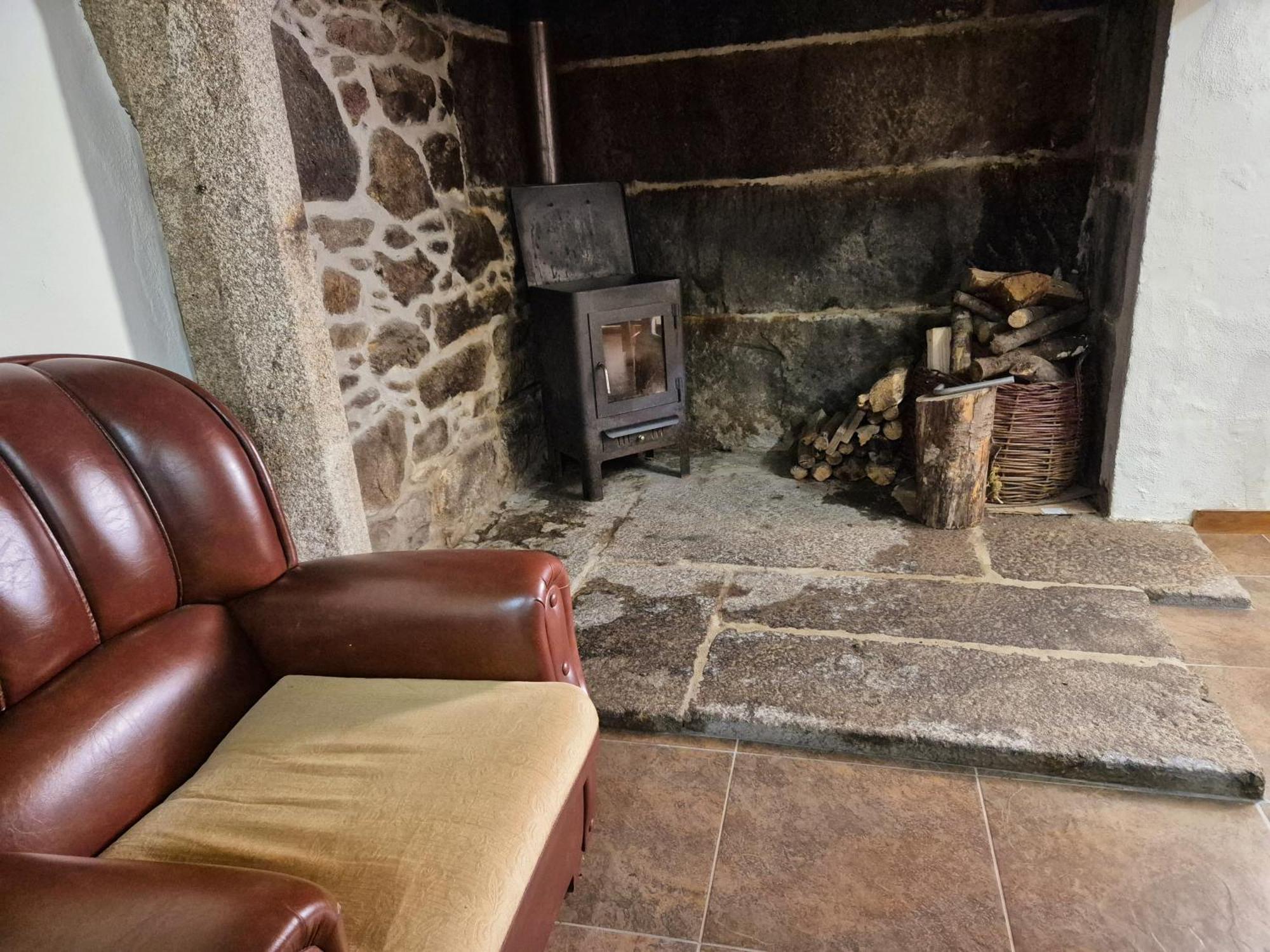 Albergue Rectoral San Mamede Da Pena Exclusive For Pilgrims Negreira Exterior photo