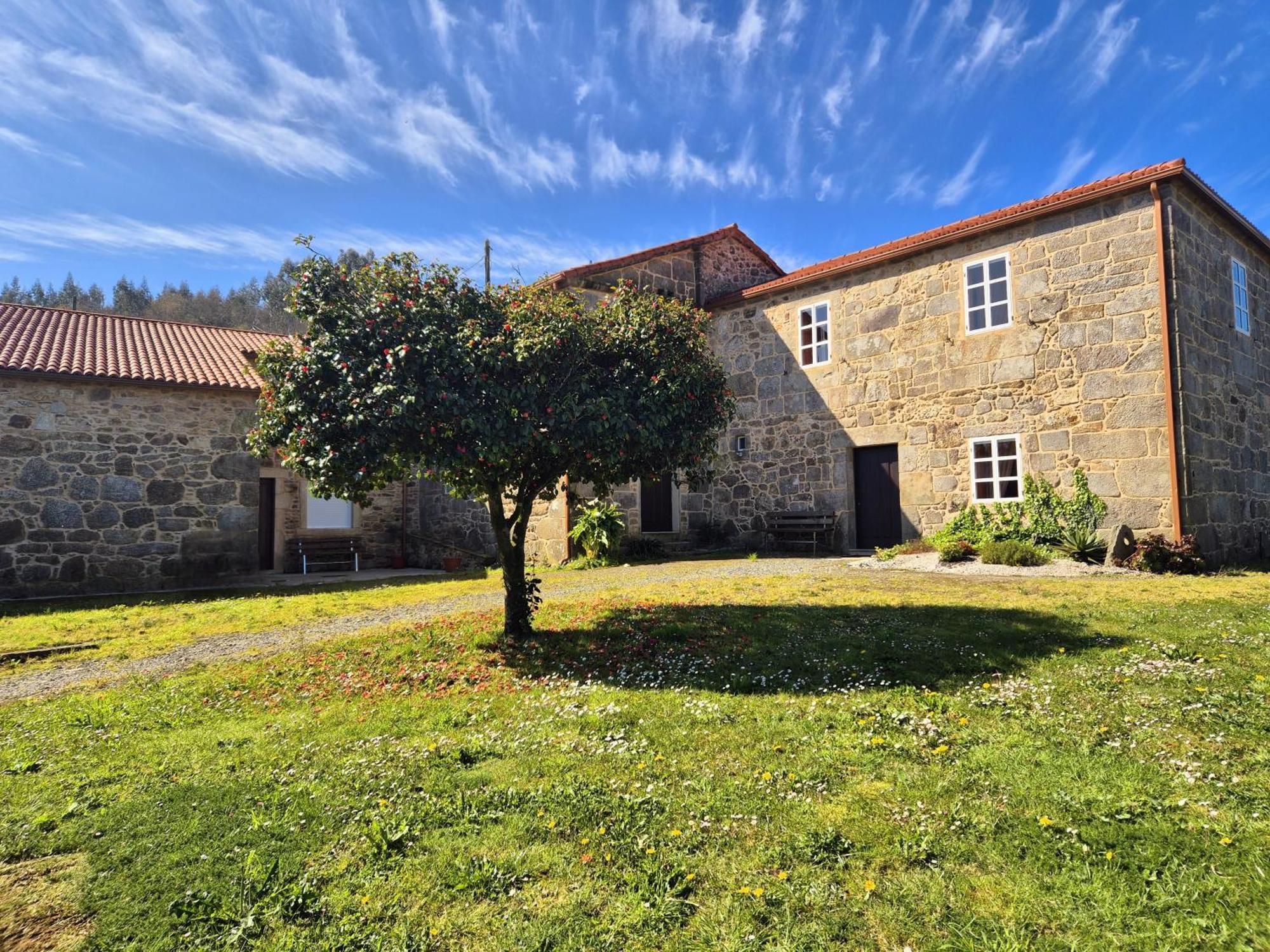 Albergue Rectoral San Mamede Da Pena Exclusive For Pilgrims Negreira Exterior photo