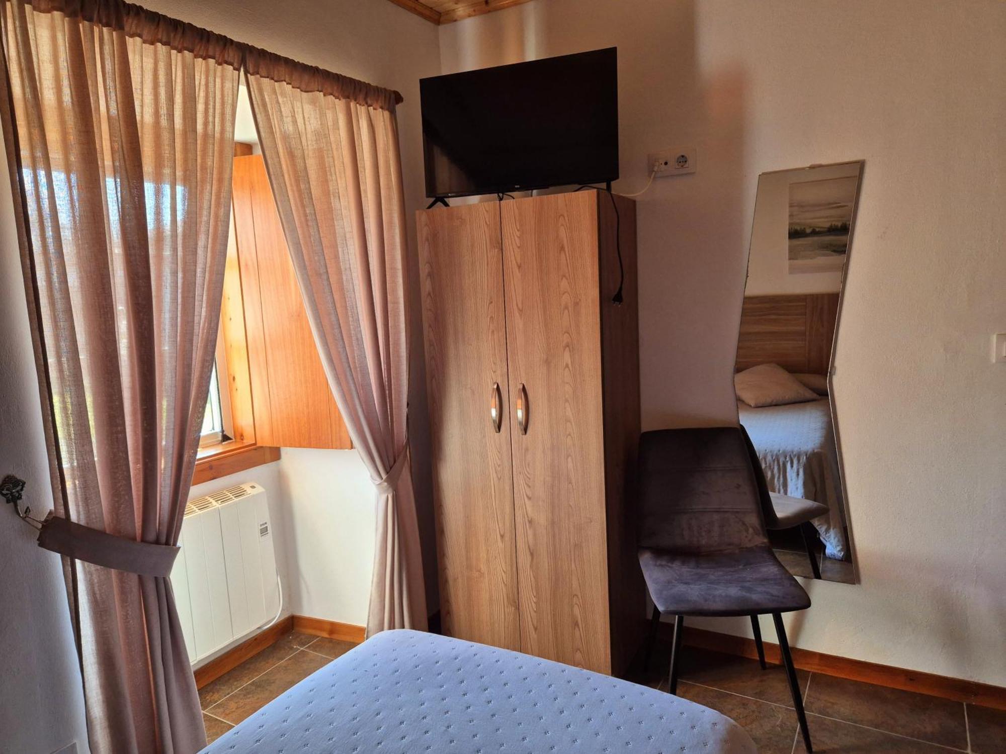 Albergue Rectoral San Mamede Da Pena Exclusive For Pilgrims Negreira Exterior photo